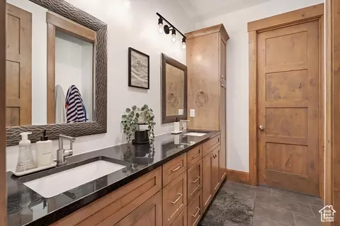 Bath - 382 E Heritage Dr, Alpine, UT 84004 photo 6 of 7