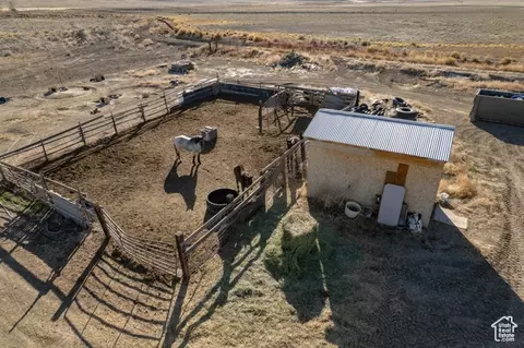 Exterior - 4065 N Upper Mill Rd, Elmo, UT 84521 photo 5 of 8