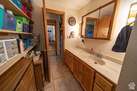 Bath - 4065 N Upper Mill Rd, Elmo, UT 84521 photo 3 of 3