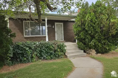 6080 S 700 W, Murray, UT 84123
