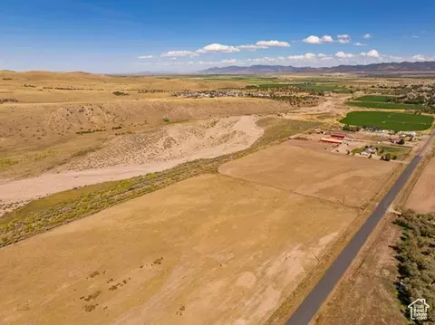 Undisclosed, Enterprise, UT 84725 photo 12