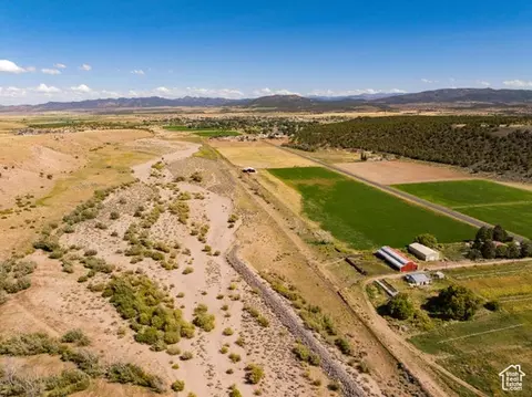 Undisclosed, Enterprise, UT 84725 photo 6