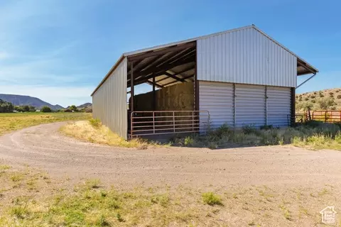 Undisclosed, Enterprise, UT 84725 photo 10