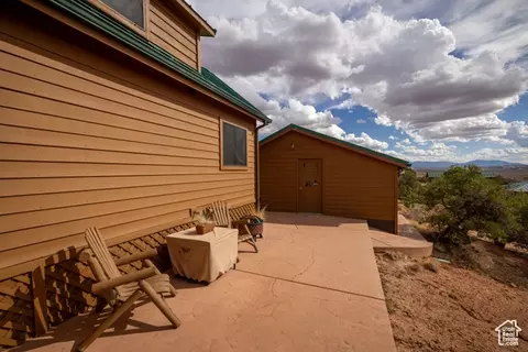 Exterior - 10 Pioneer Dr, Moab, UT 84532 photo 8 of 10