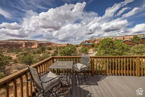 Exterior - 10 Pioneer Dr, Moab, UT 84532 photo 5 of 10