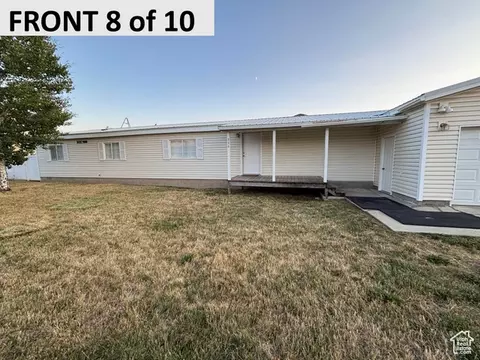 Exterior - 335 W Memorial Park Rd, Henefer, UT 84033 photo 2 of 9