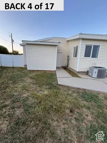 Exterior - 335 W Memorial Park Rd, Henefer, UT 84033 photo 4 of 9