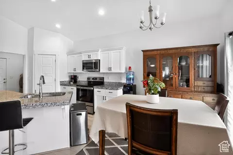 Kitchen - 4673 E Golden Meadow Xing, Eagle Mountain, UT 84005 photo 4 of 4