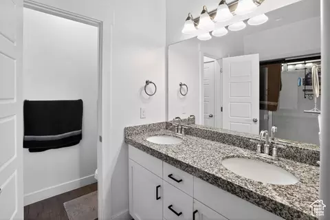 Bath - 4673 E Golden Meadow Xing, Eagle Mountain, UT 84005 photo 1 of 2