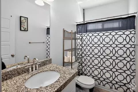 Bath - 4673 E Golden Meadow Xing, Eagle Mountain, UT 84005 photo 2 of 2