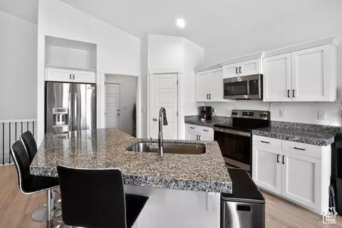 Kitchen - 4673 E Golden Meadow Xing, Eagle Mountain, UT 84005 photo 1 of 4
