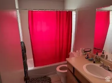 Bath - 590 Pilot St, Wendover, UT 84083 photo 1 of 3