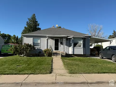 287 N Lakeview Dr E, Clearfield, UT 84015