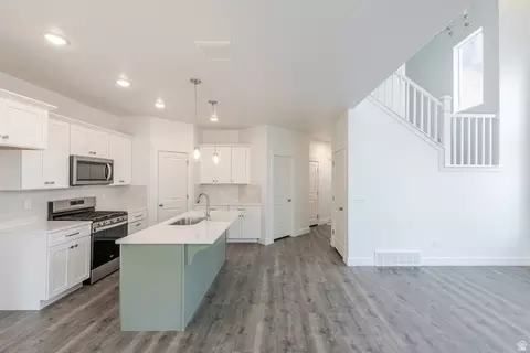 Entry Way - 4741 S Olive Ave #406, Mapleton, UT 84664 photo 1 of 2