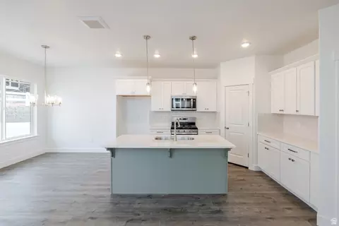 Kitchen - 4741 S Olive Ave #406, Mapleton, UT 84664 photo 1 of 1