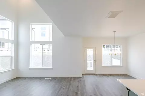 Living - 4741 S Olive Ave #406, Mapleton, UT 84664 photo 2 of 2