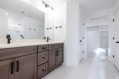 Bath - 4751 S Olive Ave #408, Mapleton, UT 84664 photo 1 of 2