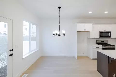 Dining - 4751 S Olive Ave #408, Mapleton, UT 84664 photo 1 of 1