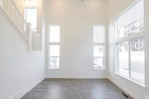 Living - 4769 S Olive Ave #411, Mapleton, UT 84664 photo 1 of 2