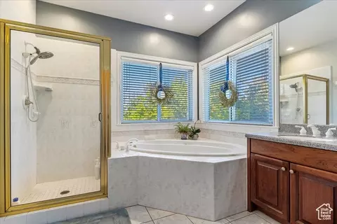 Bath - 2136 N 2800 E, Layton, UT 84040 photo 1 of 4