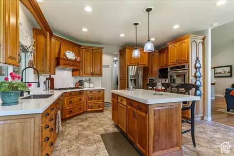 Kitchen - 2136 N 2800 E, Layton, UT 84040 photo 4 of 5