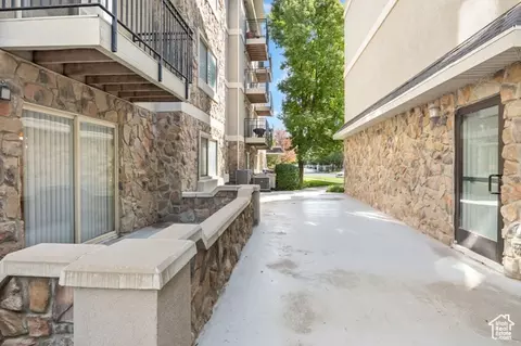 1205 E Privet Dr #104, Salt Lake City, UT 84121