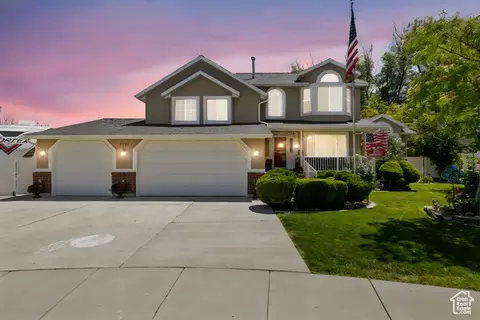 9385 S Schmidt Cir, West Jordan, UT 84088