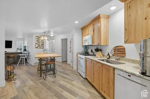 Kitchen - 164 E 200 S, Hyde Park, UT 84318 photo 6 of 7