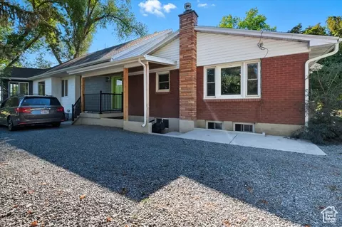 Exterior - 164 E 200 S, Hyde Park, UT 84318 photo 1 of 19