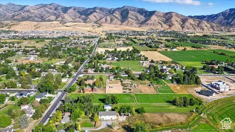 View/Area - 164 E 200 S, Hyde Park, UT 84318 photo 4 of 10