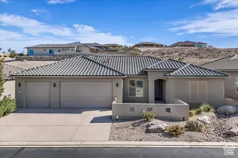1815 W Carmel Bluffs Dr, Saint George, UT 84790