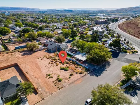379 S 300 W, Saint George, UT 84770