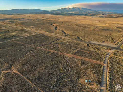 Undisclosed, Tabiona, UT 84072 photo 4