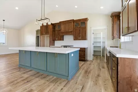 Kitchen - 816 S 1100 E, Preston, ID 83263 photo 2 of 4