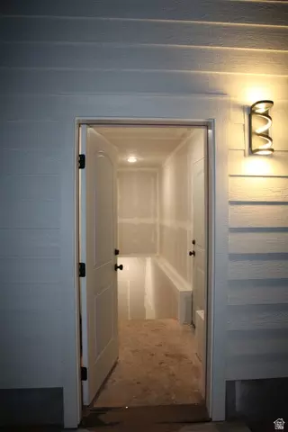 Entry Way - 816 S 1100 E, Preston, ID 83263 photo 5 of 6