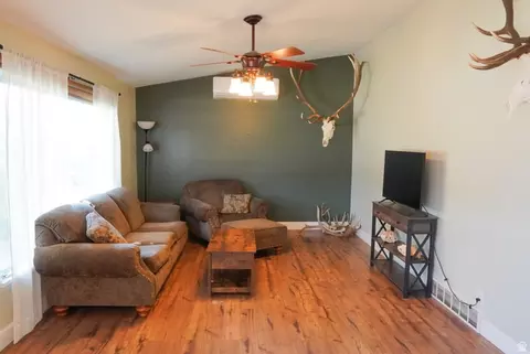 Living - 324 Stringtown Rd, Georgetown, ID 83239 photo 2 of 8