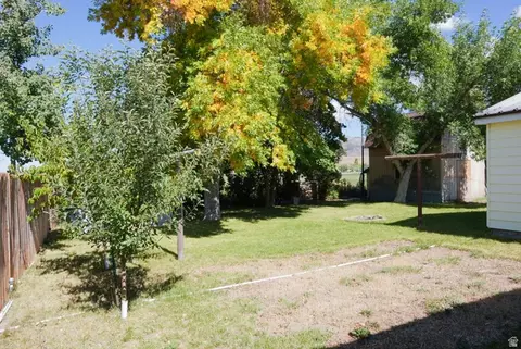 Exterior - 324 Stringtown Rd, Georgetown, ID 83239 photo 7 of 10
