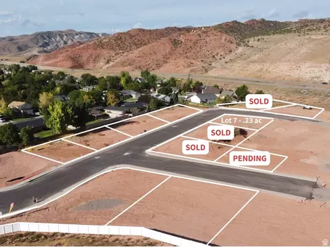 390 W Alta Ln #7, Richfield, UT 84701