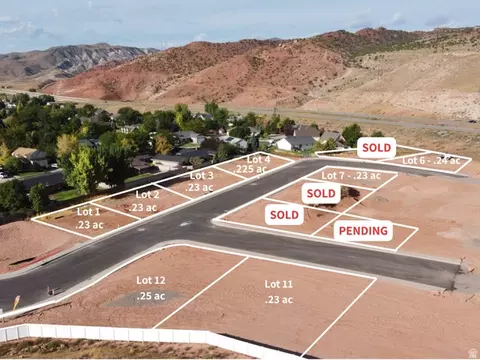 415 W 1030 N #4, Richfield, UT 84701 photo 2