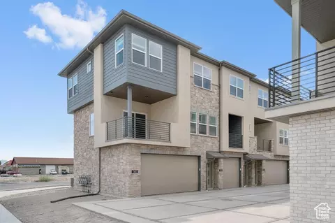 560 Buffalo Grass Ln, Lindon, UT 84042