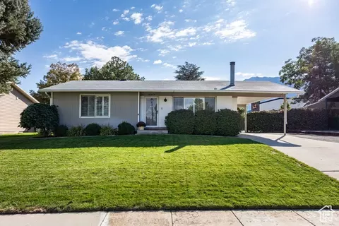10557 S Primrose Dr, Sandy, UT 84094