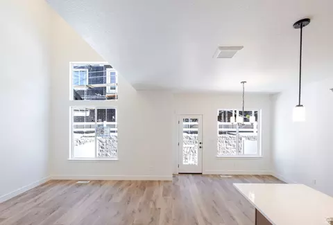 Living - 4809 S Olive Ave #417, Mapleton, UT 84664 photo 2 of 2