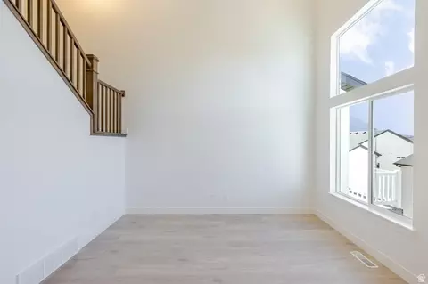 Living - 4720 S Heartwood Rd #438, Mapleton, UT 84664 photo 2 of 2