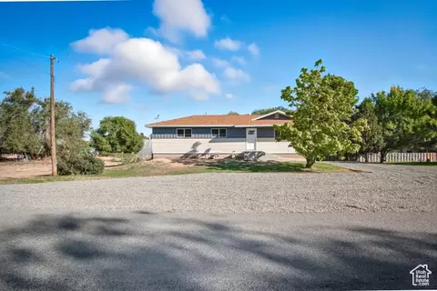 149 E 200 St S, Minersville, UT 84752