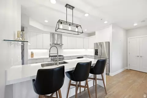 Kitchen - 2240 E Laney Ave S #302, Holladay, UT 84117 photo 3 of 3