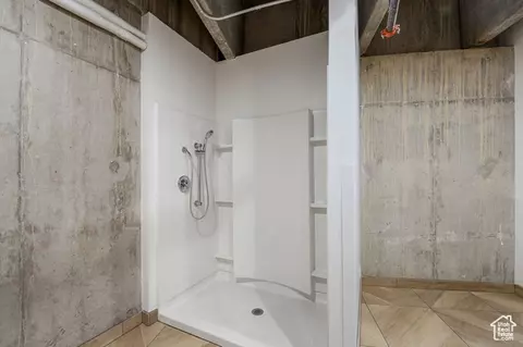 Bath - 2240 E Laney Ave S #302, Holladay, UT 84117 photo 2 of 2