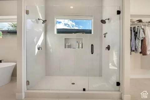 Bath - 1366 N 750 E, Orem, UT 84097 photo 4 of 8