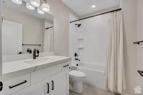 Bath - 1366 N 750 E, Orem, UT 84097 photo 7 of 8