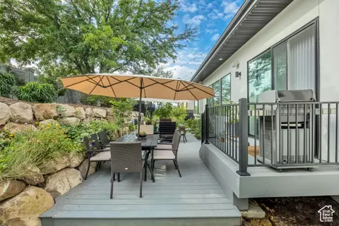 Exterior - 1366 N 750 E, Orem, UT 84097 photo 5 of 11