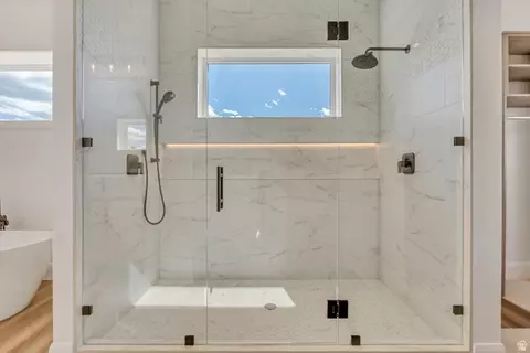 Bath - 713 E 1500 N #19, Orem, UT 84097 photo 3 of 7